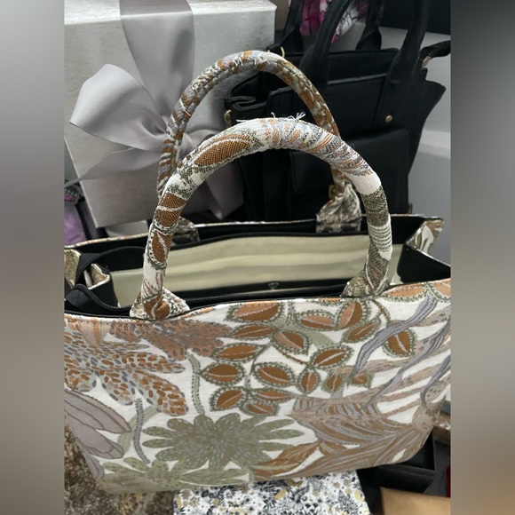 🎉🎁🎁🥳🍁🍂✨Shein Fall 🍁🍂Tote Bag Zipper Closure Top✨Preloved cond - Picture 6 of 11